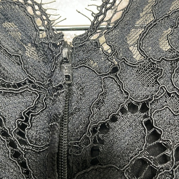 Barney's New York CO-OP Black Floral Lace Mini Dress Women Size 6 - Picture 5 of 7